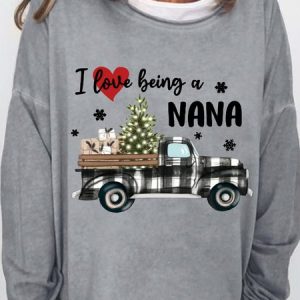 Nana Christmas Gift I Love Being A Nana Womens Sweatshirt, color:Light Gray|size:3XL, Lilicloth.com
