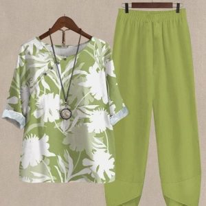 Crew Neck Casual Loose Floral Two-Piece Set, Suit Set, color:Green|size:4X, JustFashionNow