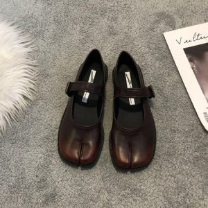 Retro Distressed Toe Color Mary Jane Tabi, Flats, color:Wine Red|size:39, JustFashionNow