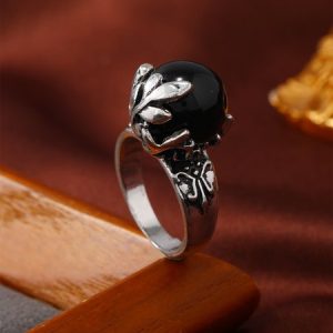 Vintage Crystal Leaf Ring, Rings, color:Black|size:One-size, JustFashionNow