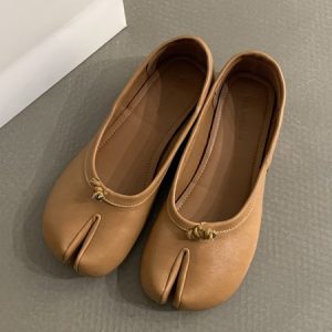 Metallic Silver Crackled Tabi Flats, Flats, color:Brown|size:39, Stylewe