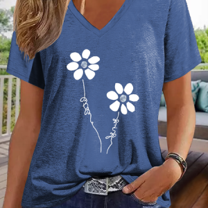 Women's Cute Floral Regular Fit Casual T-Shirt, T-shirts, Lilicloth.com