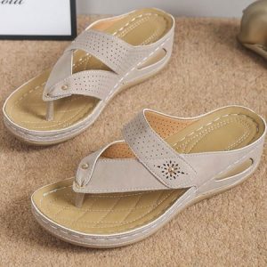 Women‘s Hollow Out Walking Slippers with Arch Support Anti-Slip Breathable Sandal Slip On Flip Flops, color:Off White|size:43, Lilicloth.com