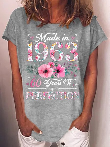Women's 60 Year Old Made In 1963 Floral 60th Birthday Gifts Casual T-Shirt, T-shirts, Lilicloth.com