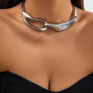 Exaggerated Hollow-out Metallic Collar Necklace, Necklaces, color:Silver|size:One-size, Stylewe