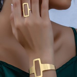 2pcs/set Minimalist Geometric Irregular Hollow Out Square Bangle And Ring Combination, Bracelets, color:Golden|size:Suit1, Stylewe