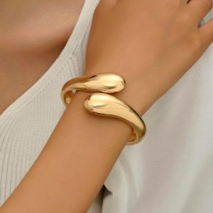 Women Minimalist Irregular Metal Cuff Bangle, Bracelets, color:Golden|size:One-size, Stylewe