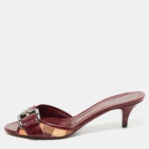 Burberry Burgundy/Beige Nova Check Canvas And Patent Slide Sandals Size 38, Sandals - Luxury Closet