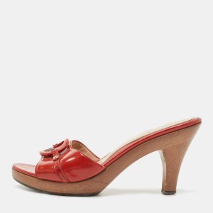 Fendi Red Patent Leather Logo Slide Sandals Size 37.5, Sandals - Luxury Closet