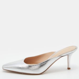 Gianvito Rossi Silver Leather Mules Size 38.5, Sandals - Luxury Closet