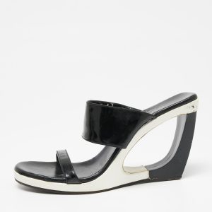 Gucci Black Patent Leather Cut-Out Wedge Slide Sandals Size 38, Sandals - Luxury Closet