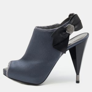 Marc by Marc Jacobs Grey Satin Slingback Sandals Size 37, Sandals - Luxury Closet