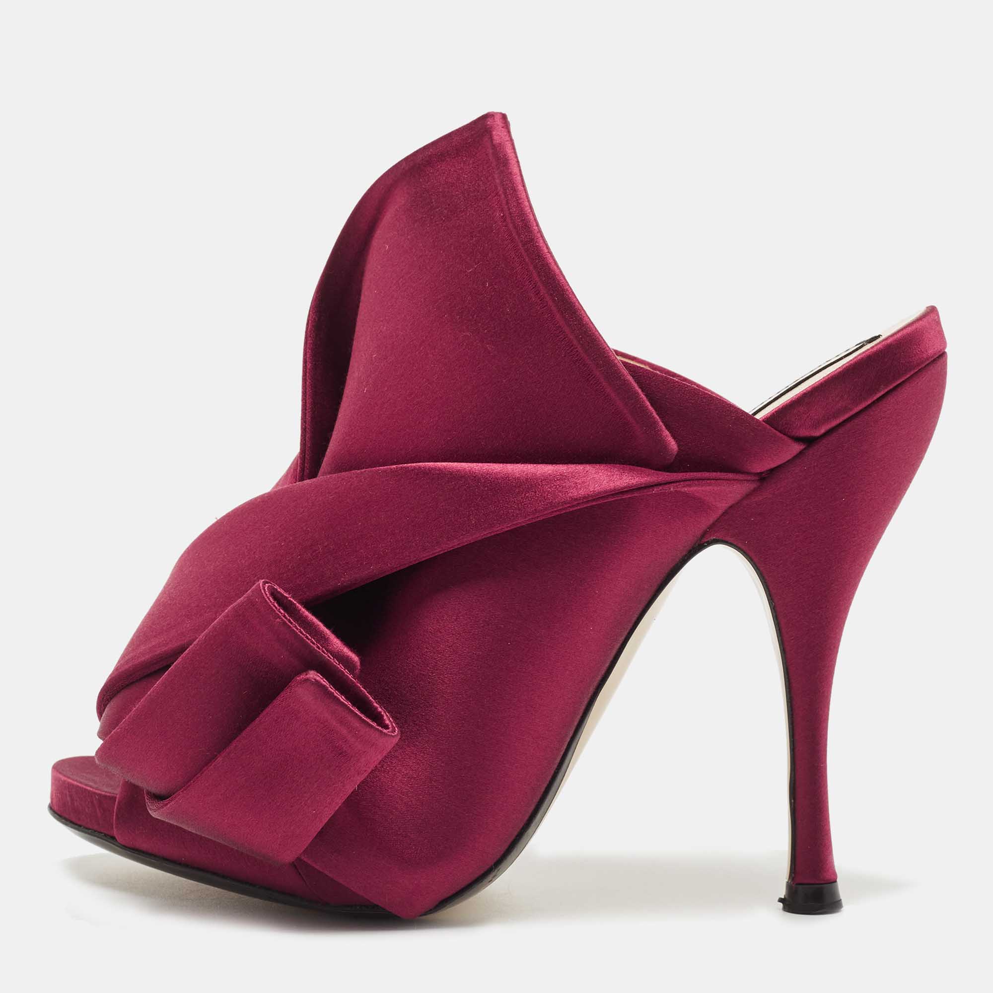 Nº21 Ronny Burgundy Satin Knot Slide Size 36, Sandals - Luxury Closet