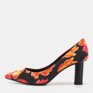 Salvatore Ferragamo Multicolor Floral Canvas Badia Pumps Size 37.5, Pumps - Luxury Closet