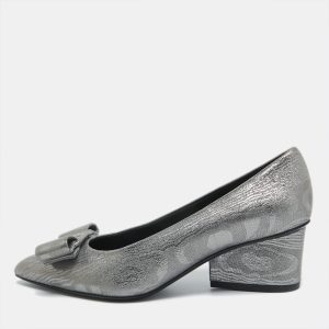 Salvatore Ferragamo Silver Texture Suede Vara Bow Pumps Size 36.5, Pumps - Luxury Closet catalog