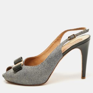 Salvatore Ferragamo Grey/Black Textured Leather Vara Bow Slingback Sandals Size 39.5, Sandals - Luxury Closet