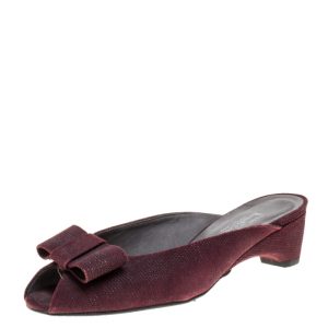 Stuart Weitzman Burgundy Textured Suede Bow Peep Toe Slide Sandals Size 38, Sandals - Luxury Closet