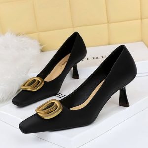Minimalist Metal Buckle Decor Satin Kitten Heeled Pumps, Heels, color:Black|size:40, Stylewe