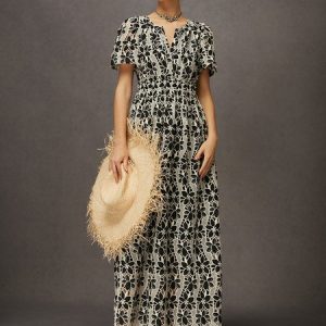 Vacation V-neck Floral Embroidered Maxi Dress, Maxi Dresses, color:Black|size:XXL, Stylewe