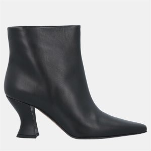 Bottega Veneta Leather Ankle Boots Size 34, Boots - Luxury Closet catalog