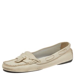 Chanel Cream Leather Slip on Loafers Size 38.5, Loafers & Slip-Ons - Luxury Closet catalog