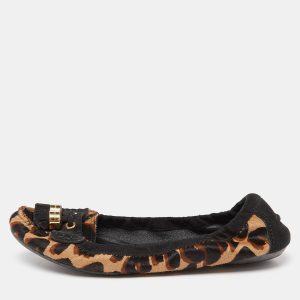 Louis Vuitton Tricolor Leopard Print Calf Hair and Suede Tassel Scrunch Loafers Size 40, Loafers & Slip-Ons - Luxury Closet catalog