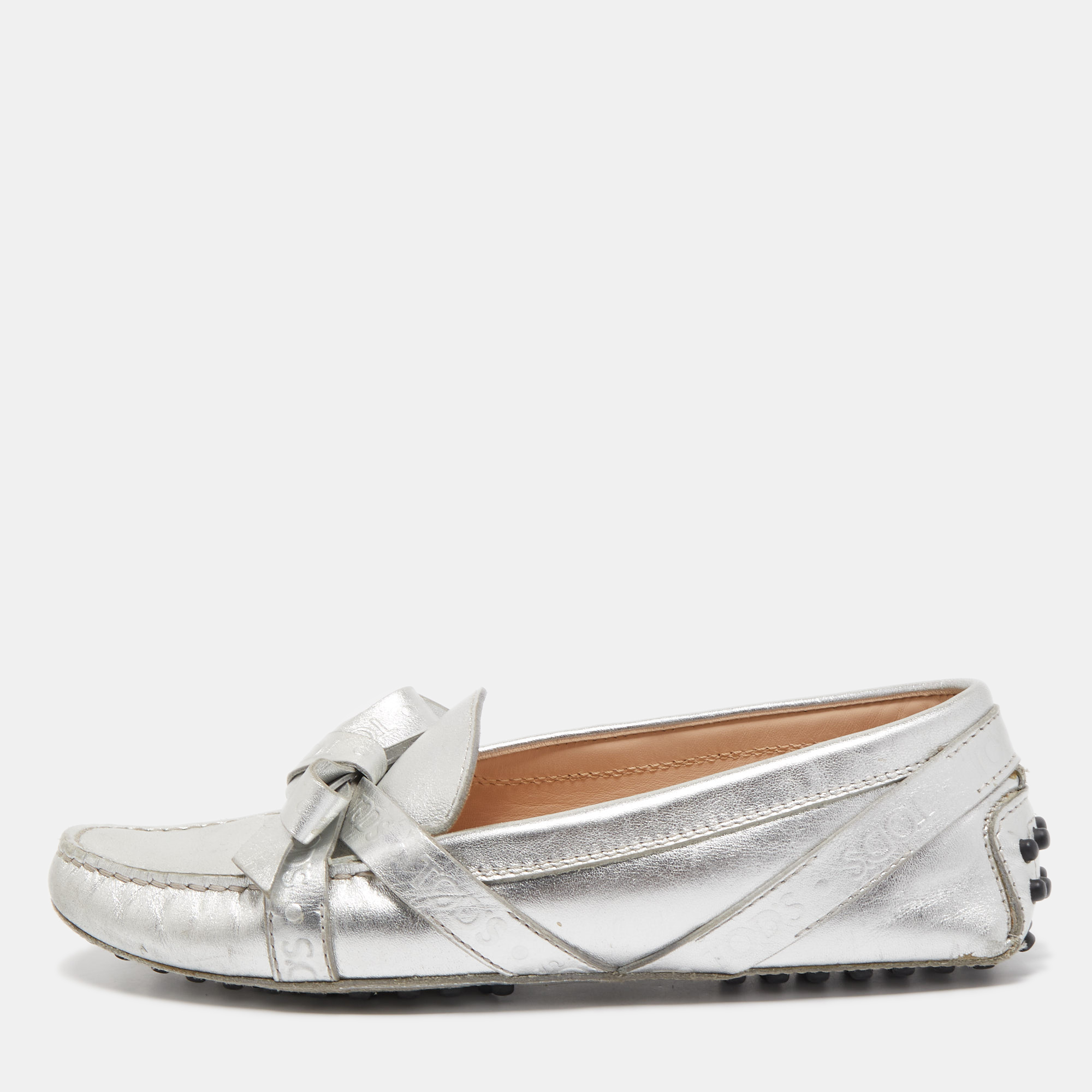 Tod's Silver Leather Logo Bow Loafers Size 36, Loafers & Slip-Ons - Luxury Closet catalog