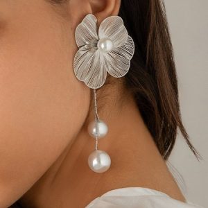 1pair Elegant Hollow Out Flower Imitation Pearl Tassel Earrings, Earrings, color:Silver|size:One-size, Stylewe