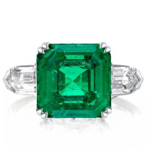 unique engagement rings - Three Stone Asscher Cut Emerald Green Engagement Ring, Italo jewelry - Online Catalog