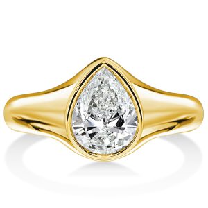 Classic engagement Rings - Italo White Sapphire Pear Cut Solitaire Ring Classic, Italo jewelry - Online Catalog