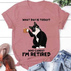 Who Cares I'm Retired Crew Neck Short Sleeve T-Shirt, T-shirts, Lilicloth.com