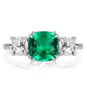 Three stone rings - Double Prong Three Stone Emerald Green Cushion Cut Engagement Ring, Three stone rings, Italo jewelry - Online Catalog