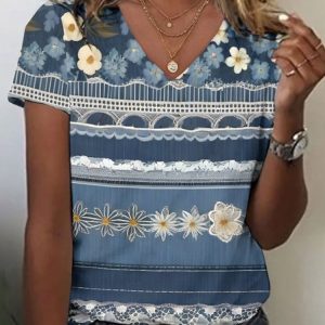 Retro floral art V-neck short sleeved T-shirt, T-shirts, Lilicloth.com