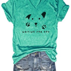 Lilicloth x Kat8lyst Waiting For You Women's Fit Casual T-Shirt, T-shirts, Lilicloth.com