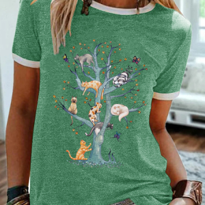 Women's Funny Cat Lover Simple Crew Neck Regular Fit T-Shirt, T-shirts, Lilicloth.com