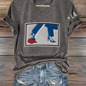 Women's Comma La&Red Hat Print T-Shirt, T-shirts, Lilicloth.com