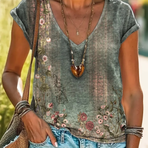 Women's retro ethnic floral print V-neck T-shirt, T-shirts, Lilicloth.com