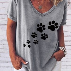 Cat's Footprint Women's Casual T-Shirt, T-shirts, Lilicloth.com