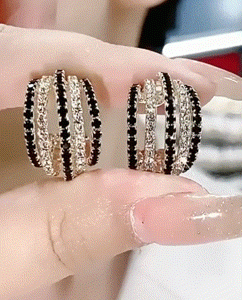 1Pair Rhinestone Hollow Out Trendy Ear Cuffs, women Earrings, ChicMe catalog
