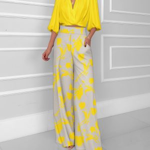 2 Pieces Outfit Overlap V-Neck Elastic Hem Crop Top and Casual Floral Print Elastic Back Waist Wide Leg Pants Set, women Two-piece Sets, ChicMe catalog