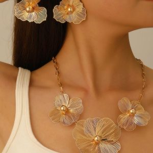 2PCS Jewellery Set Hollow Out Flower Earrings Necklace Set, women Necklace & Pendant, ChicMe catalog