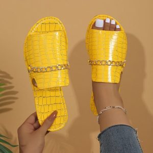 Summer Crocodile Pattern Large Size Outdoor Flat Slippers Women's Metal Chain Fashionable Beach Slippers, JustFashionNow Slippers, color:Yellow|size:43,