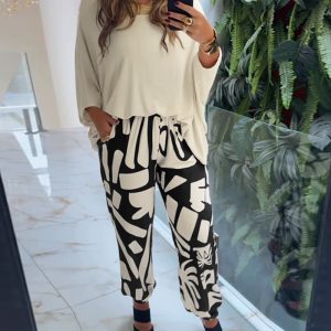 2 Pieces Outfit Off the Shoulder Batwing Sleeve Loose Top and Floral Print Elastic Waist Pants Set, women Two-piece Sets, ChicMe catalog