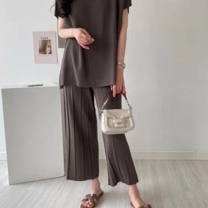 2 Pieces Outfit Round Neck Batwing Sleeve Slit Loose Top and Casual Elastic Waist Wide Leg Pleated Pants Set, women Two-piece Sets, ChicMe catalog
