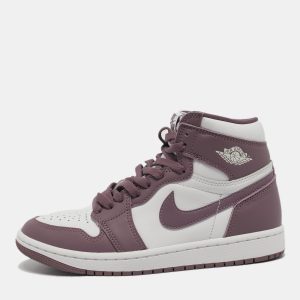 Air Jordans White/Mauve Leather Jordan 1 Retro High OG Sneakers Size 39, Athletic Shoes & Sneakers - Luxury Closet