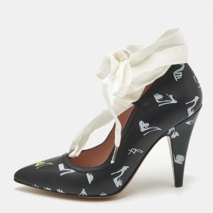 Boutique Moschino Printed Black Leather Ankle Wrap Pumps Size 37, Pumps - Luxury Closet catalog