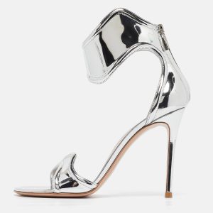 Gianvito Rossi Silver Leather Lucrezia Sandals Size 39, Sandals - Luxury Closet