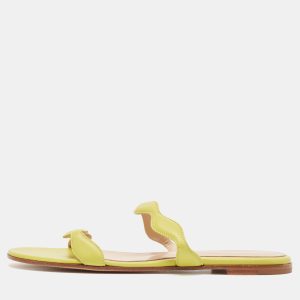 Gianvito Rossi Green Leather Wavy Flat Slides Size 38, Flats - Luxury Closet