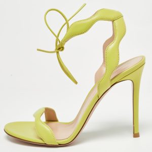 Gianvito Rossi Green Leather Wavy Ankle Tie Sandals Size 38.5, Sandals - Luxury Closet