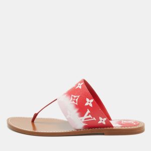 Louis Vuitton Red Monogram Escale Canvas Palma Thong Flats Size 41, Flats - Luxury Closet
